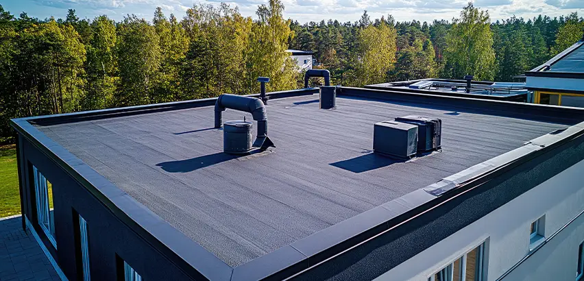 Professional Flat Roof Replacement Services in Matteson, IL