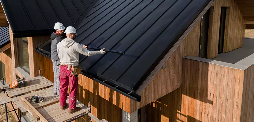 Metal Roof Maintenance in Matteson